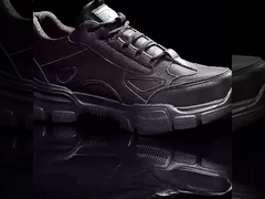 De Schoenen van de lassenveiligheid